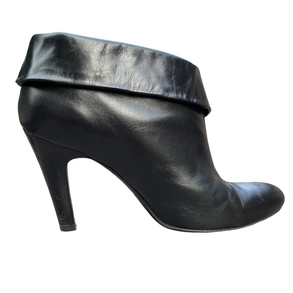 Michael Kors Black Size 9 Booties - Picture 2 of 5